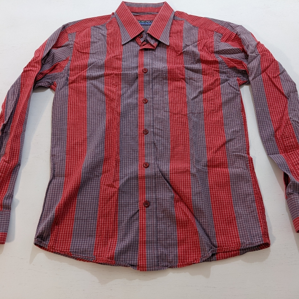 Peter England Long Sleeve Button Up Dress Shirt - Red & Blue Plaid Small?
